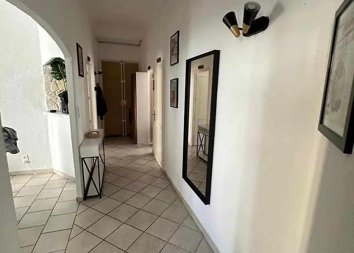 Centre De Apartment *